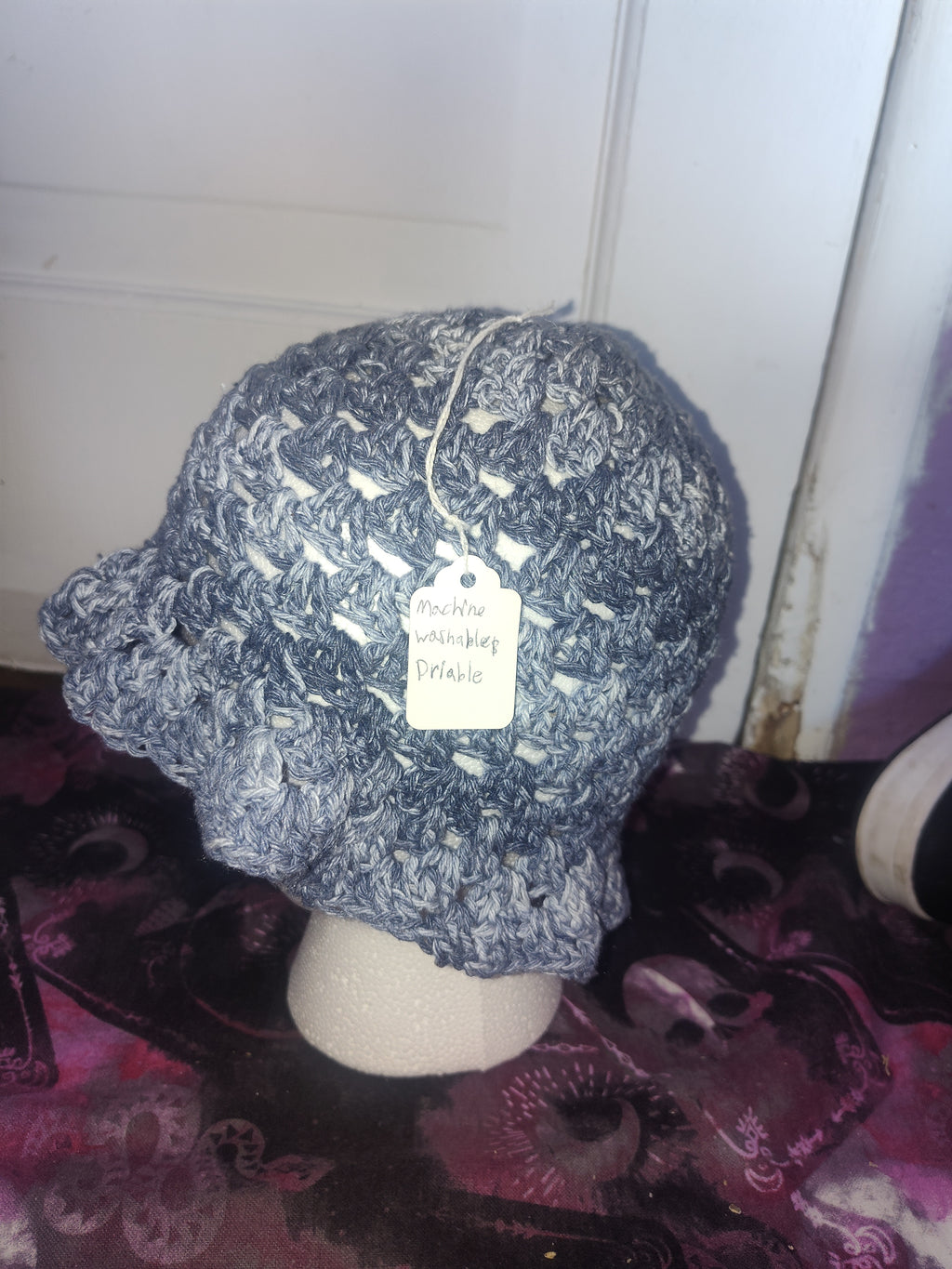 Bucket hat