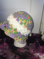 Bucket hat