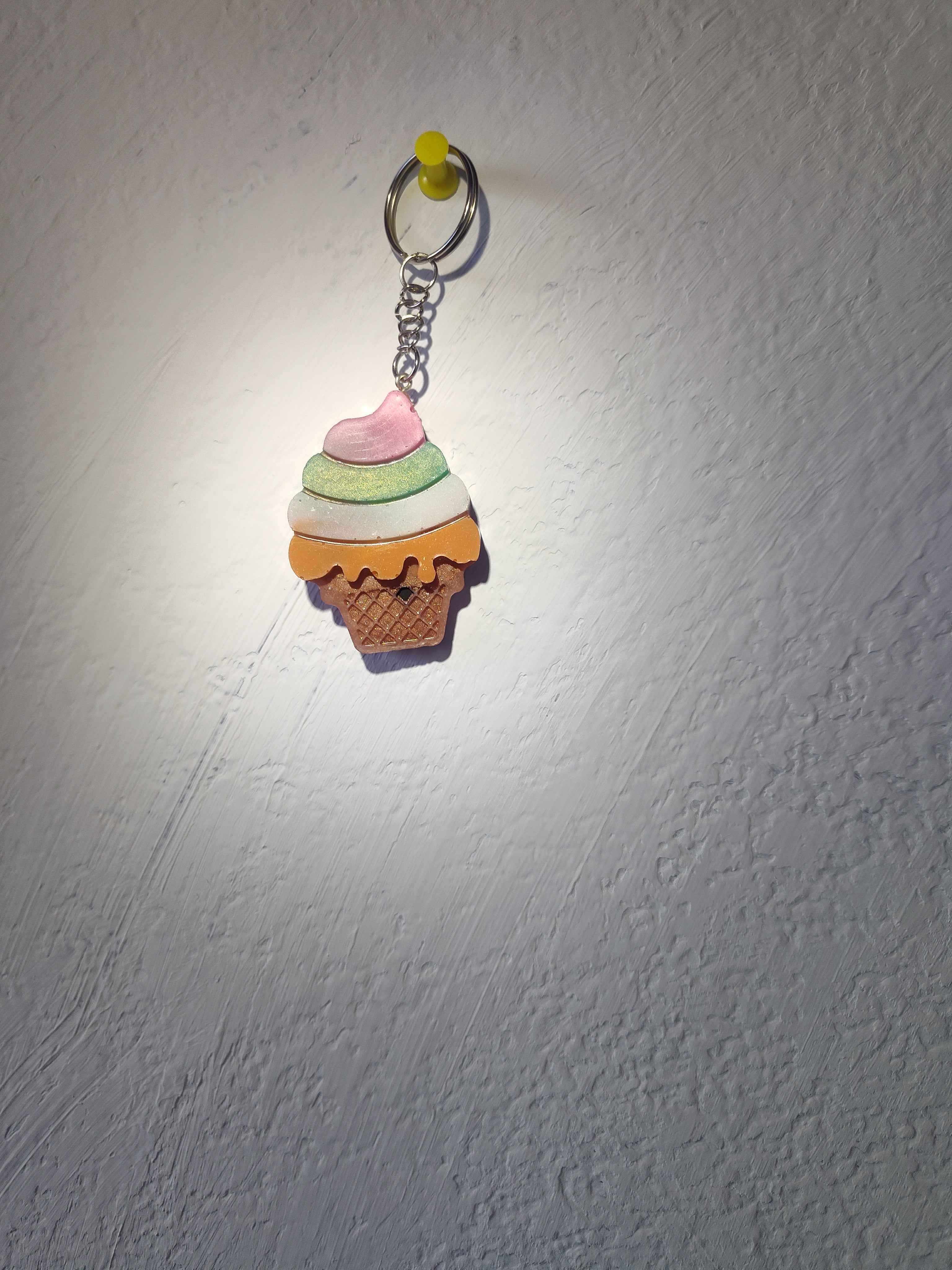 Random keychain