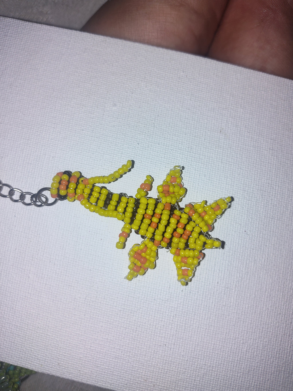 Beaded ilu