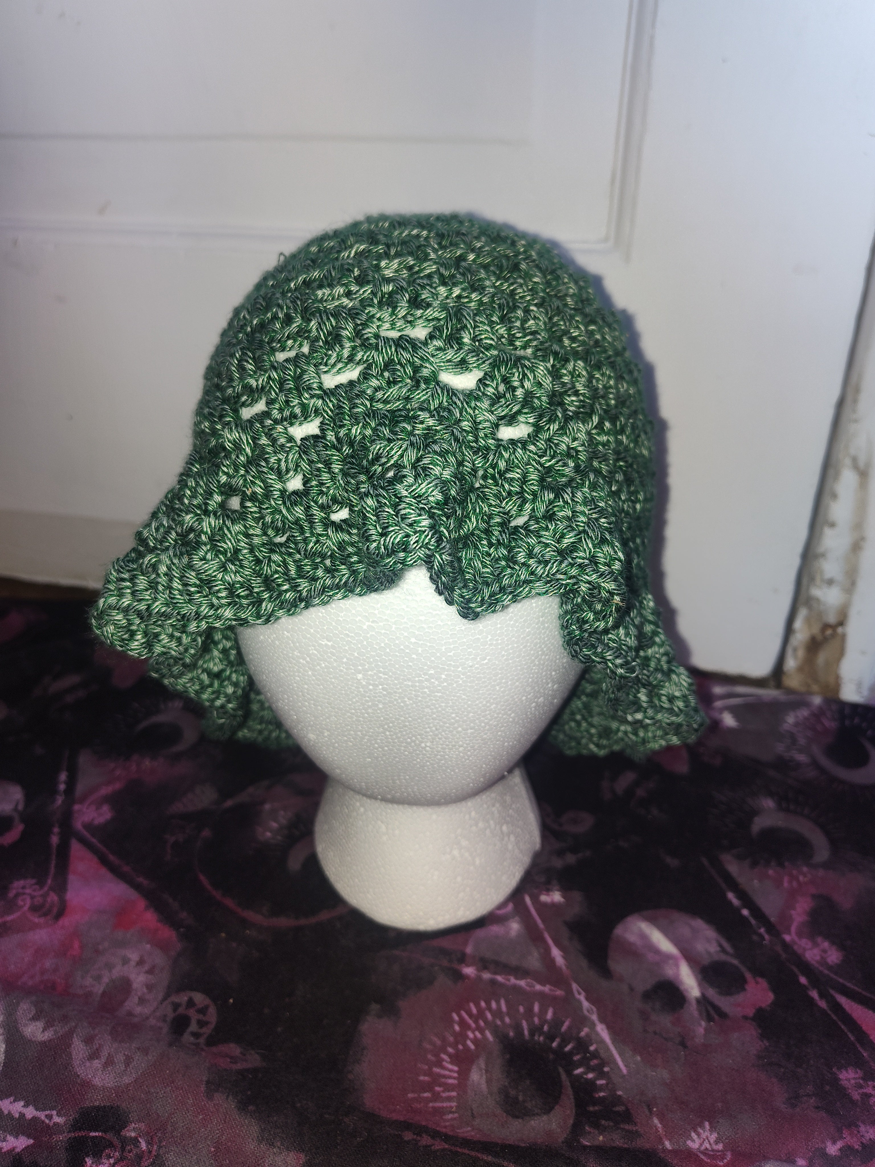 Bucket hat